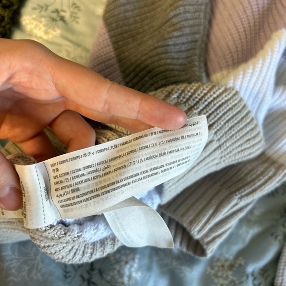 Hollister sweater women’s size M - Picture 7 of 7